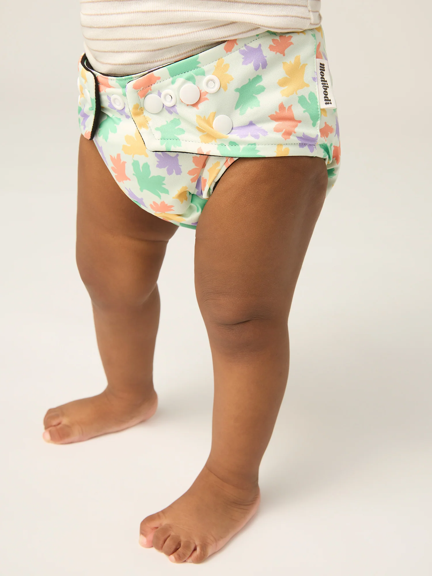 Reusable Nappy 4 Pack Abstract Bright - Image 11